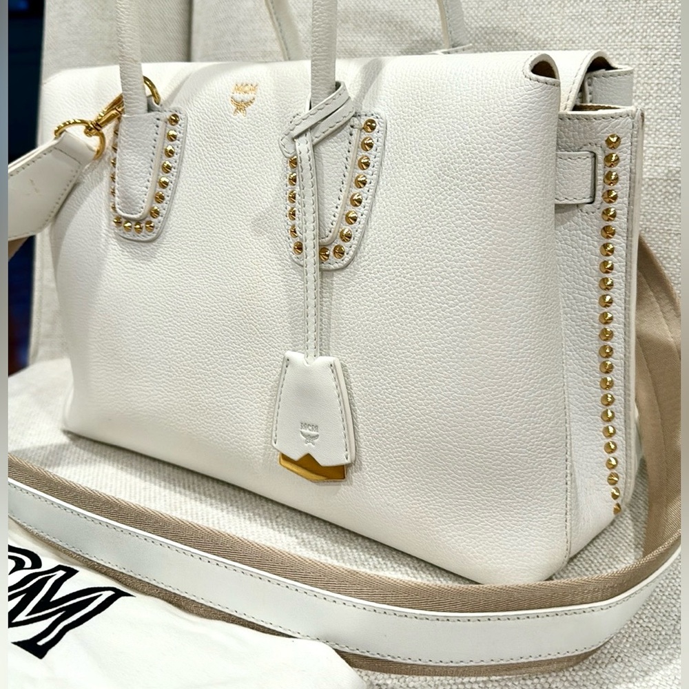 MCM Milla Tote - Picture 3 of 9